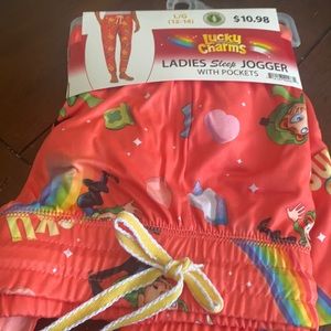 Lucky charms ladies sleep jogger with pockets.